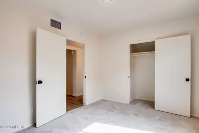 201 N Ave Carolina, Tucson, AZ 85711 - Photo 23