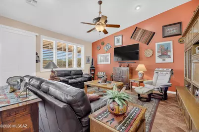 2225 E Desert Pueblo Pass, Green Valley, AZ 85614 - Photo 11