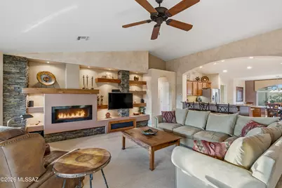 2502 E Glen Canyon Road, Green Valley, AZ 85614 - Photo 9