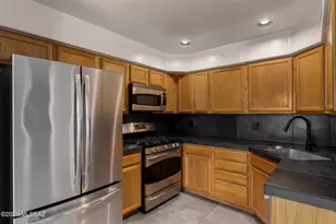 2914 E Sierra Vista Rd, Tucson, AZ 85716 - Photo 9