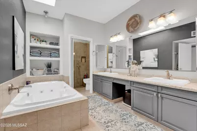 5571 N Fort Yuma Trail, Tucson, AZ 85750 - Photo 15