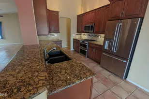 2520 W Tom Watson Dr, Tucson, AZ 85742 - Photo 7