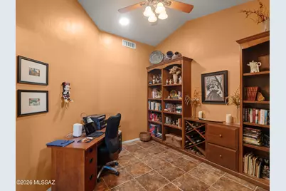 1986 E Desert Lark Pass, Green Valley, AZ 85614 - Photo 17