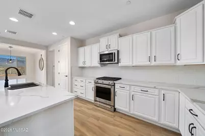 13474 E Silverra Place, Tucson, AZ 85747 - Photo 19