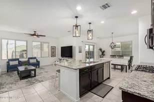 911 E Prairie Field Ln, Sahuarita, AZ 85629 - Photo 9