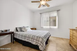 9471 N Whispering Shadows Way, Tucson, AZ 85743 - Photo 17