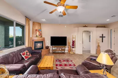 852 W Mountain Stone Drive, Green Valley, AZ 85614 - Photo 17