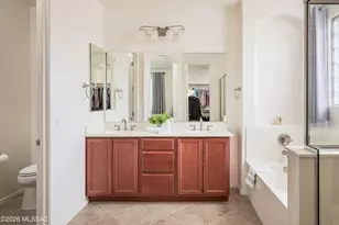 12228 N Golden Mirror Dr, Marana, AZ 85658 - Photo 15