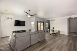 8317 W Canvasback Ln, Tucson, AZ 85757 - Photo 11