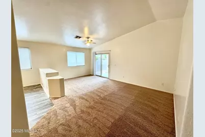 6070 N Panorama Park Drive, Tucson, AZ 85704 - Photo 17