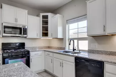 8803 W Saguaro Moon Road, Marana, AZ 85653 - Photo 9