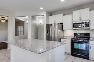 8803 W Saguaro Moon Rd, Marana, AZ 85653 - Photo 7