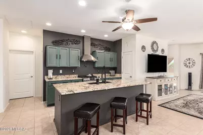 852 E Bottomlands Lane, Sahuarita, AZ 85629 - Photo 9