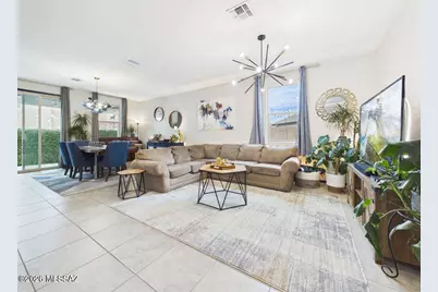 8015 N Scholes Avenue, Tucson, AZ 85741 - Photo 1