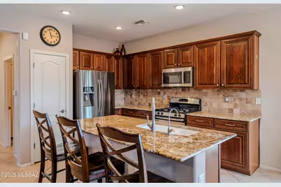1042 E Madera Grove Lane, Sahuarita, AZ 85629 - Photo 9