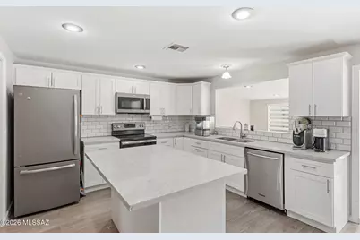 9148 E Bellevue Street, Tucson, AZ 85715 - Photo 19