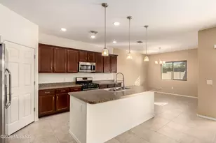 8924 E Abrams Loop, Tucson, AZ 85710 - Photo 13