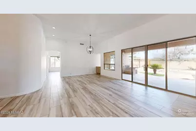2470 N Castle Rock Drive, Tucson, AZ 85749 - Photo 11