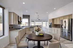 2470 N Castle Rock Dr, Tucson, AZ 85749 - Photo 7