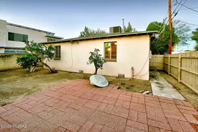 632 N Tucson Boulevard, Tucson, AZ 85716 - Photo 15