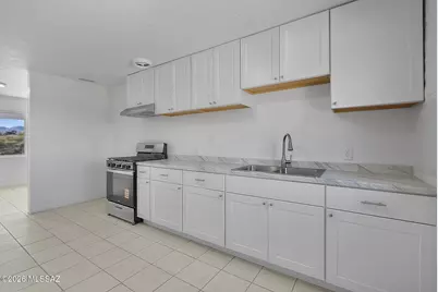 147 E La Castellana Drive, Nogales, AZ 85621 - Photo 9