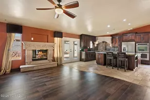 3894 S Corey Dr, Tucson, AZ 85730 - Photo 3