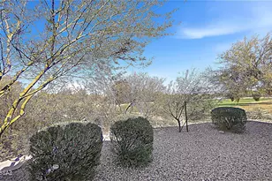 954 N Broken Hills Dr, Green Valley, AZ 85614 - Photo 5