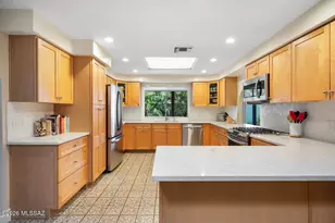 170 S Irving Ave, Tucson, AZ 85711 - Photo 11