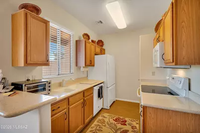 3649 S Calle Rambles, Green Valley, AZ 85614 - Photo 11