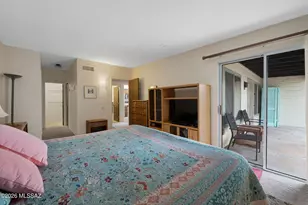 952 W Camino Asturias, Green Valley, AZ 85622 - Photo 13