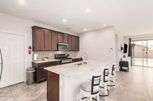 11615 W Boll Bloom Dr, Marana, AZ 85653 - Photo 13