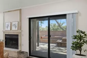 851 W Calle de Emilia, Green Valley, AZ 85614 - Photo 7