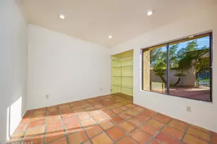 5237 E Woodspring Dr, Tucson, AZ 85712 - Photo 13