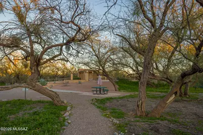 5237 E Woodspring Drive, Tucson, AZ 85712 - Photo 35