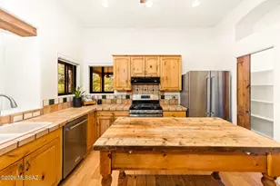 1712 N Coral Bells Dr, Tucson, AZ 85745 - Photo 13