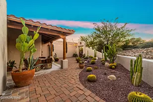 1712 N Coral Bells Dr, Tucson, AZ 85745 - Photo 5