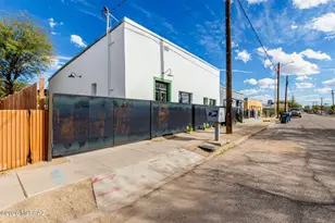 926 N Anita Ave, Tucson, AZ 85705 - Photo 1