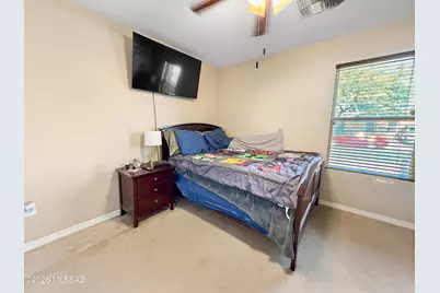 8265 W Redshank Drive, Tucson, AZ 85757 - Photo 11
