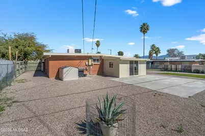 8142 E 5th Street, Tucson, AZ 85710 - Photo 17