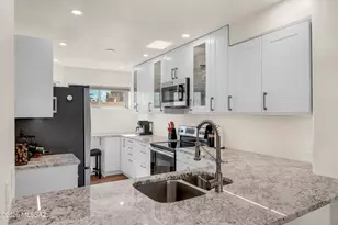 5675 N Camino Esplendora, Tucson, AZ 85718 - Photo 11