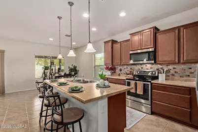 33938 S Garrison Lane, Red Rock, AZ 85145 - Photo 13