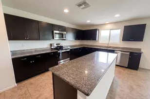 11600 W Granville Dr, Marana, AZ 85653 - Photo 9