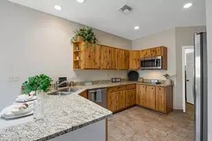 10604 N Laughing Coyote Way, Oro Valley, AZ 85737 - Photo 9