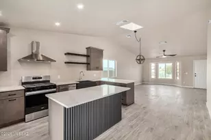 9910 E Gray Hawk Dr, Tucson, AZ 85730 - Photo 11