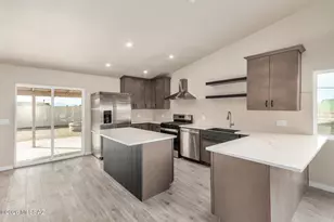 9910 E Gray Hawk Dr, Tucson, AZ 85730 - Photo 13