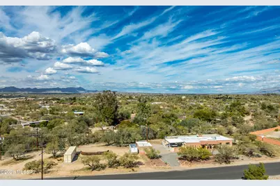 1460 W Sage Street, Tucson, AZ 85704 - Photo 9