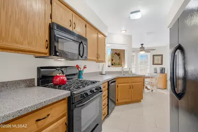 14376 N Spanish Garden Lane, Oro Valley, AZ 85755 - Photo 13