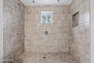 12466 W Vegas Dr, Tucson, AZ 85736 - Photo 13