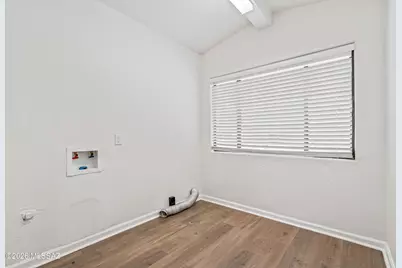 12466 W Vegas Drive, Tucson, AZ 85736 - Photo 9