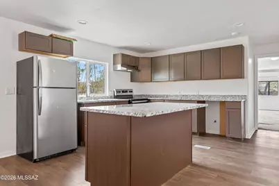 12466 W Vegas Drive, Tucson, AZ 85736 - Photo 7